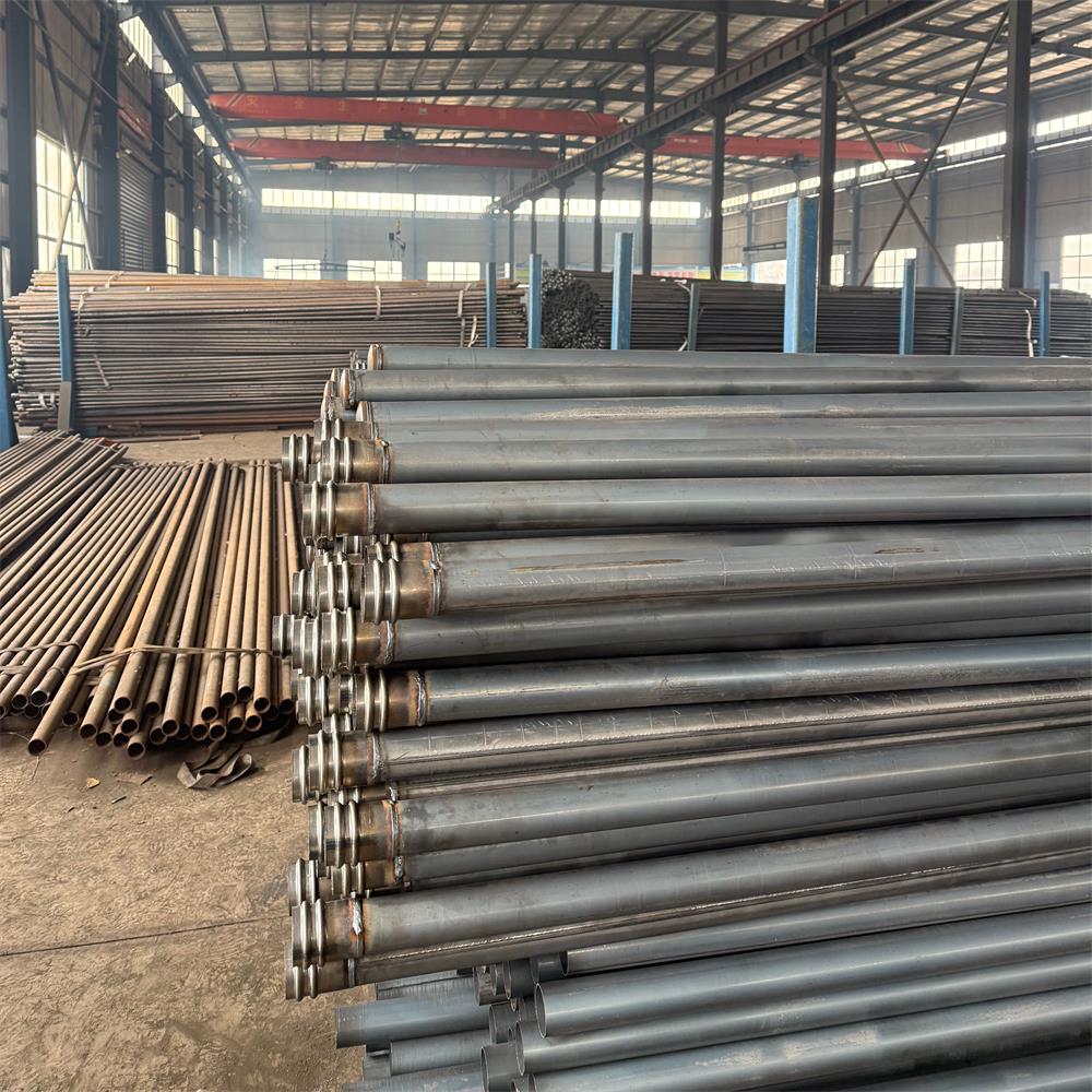 宝益德钢管阜阳市销售处 厂区及加工车间